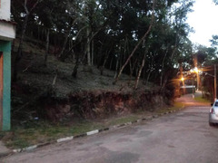 Troco terreno em condominio fechado em Santana de Parnaiba por casa ou apto na região oeste.