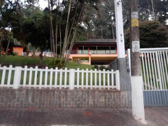 Troco terreno em condominio fechado em Santana de Parnaiba por casa ou apto na região oeste.