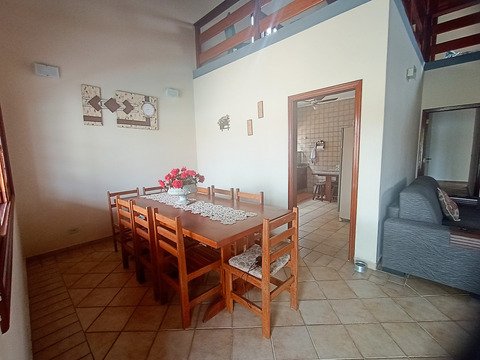 Vendo ou troco imóvel 5 dormitórios com piscina em Itanhaém