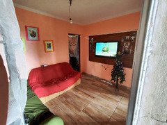 Vende-se três imóveis composto por  um sobrado