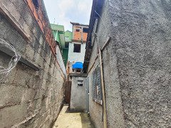 Vende-se três imóveis composto por  um sobrado