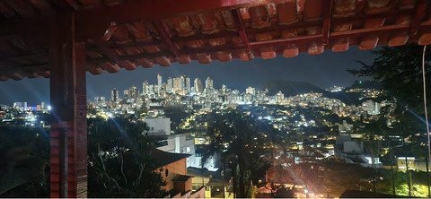 Casa zona oeste de BH localização Privilegiada Otima para moradia e investidores